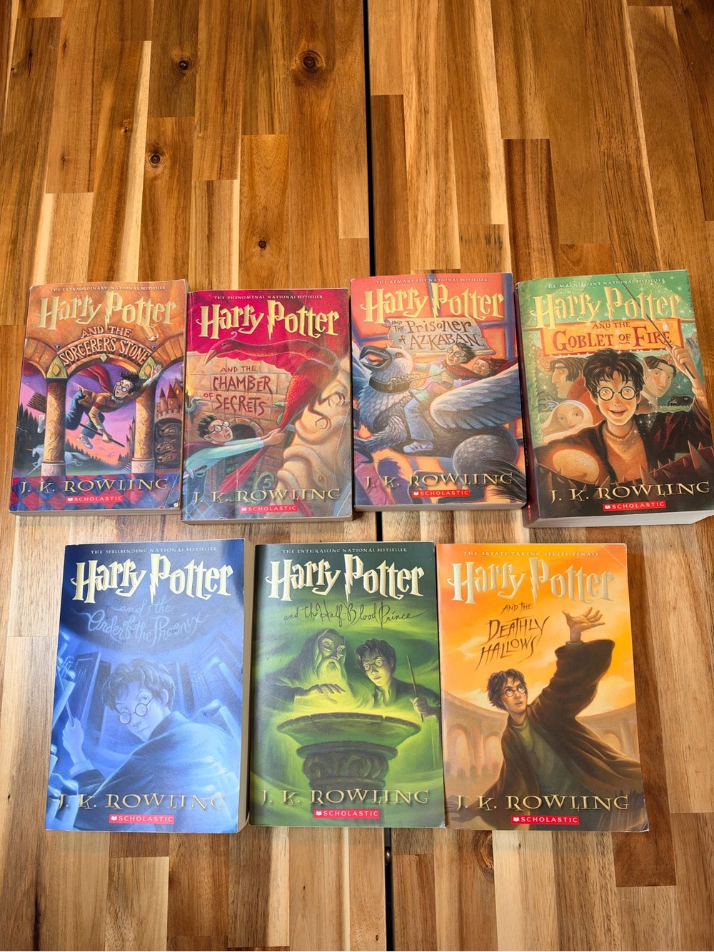 Harry Potter Complete 7 Book Paperback Set 1-7 J.K. Rowling Scholastic